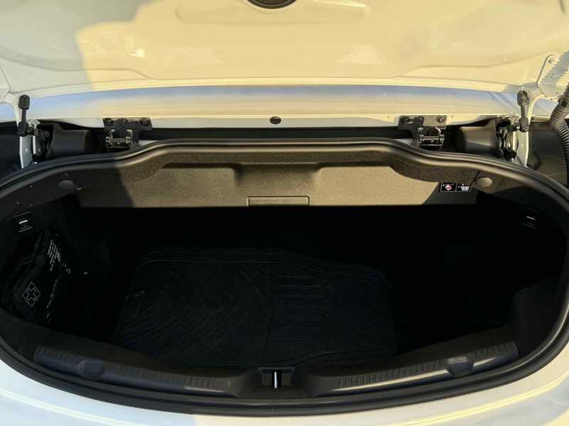 2017 Mercedes-Benz E-Class 2,0L 2017 Cyprus