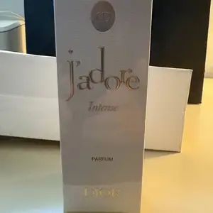 Άρωμα dior j'adore intense 35 ml, Επαρχία Λευκωσίας — Λευκωσία - Άγιος Αντώνιος