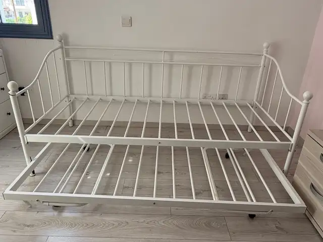 Κρεβάτι 90x190cm , με δώρο το στρώμα 90x190cm. βοηθητικό κρεβάτι 85x185cm, Paphos — Paphos - Universal