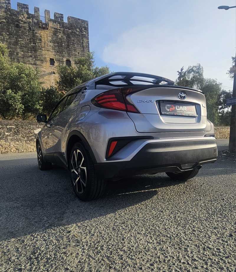 2022 Toyota C-HR 1,8L 2022 Cyprus