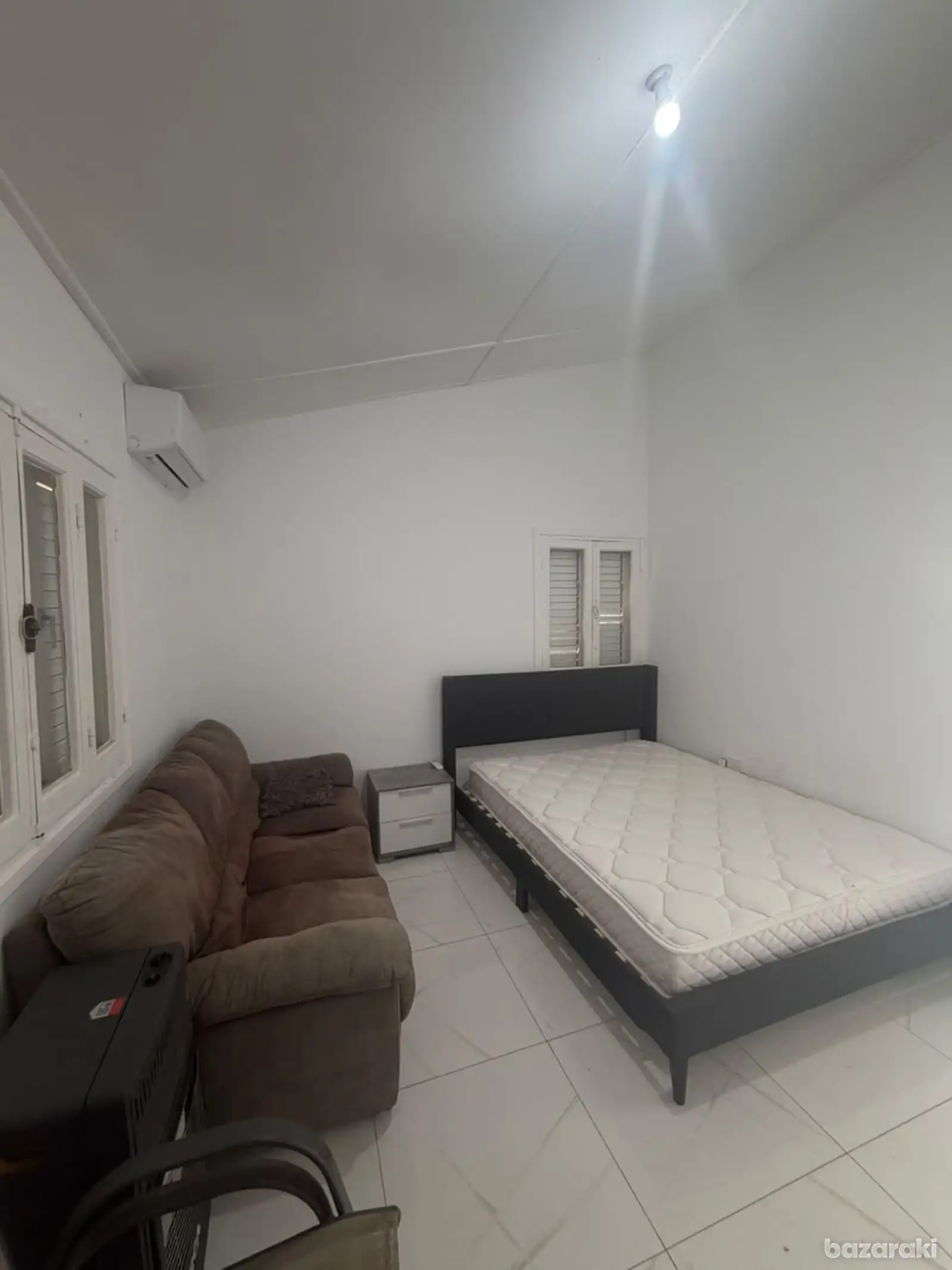 House, 1 bedroom — 5