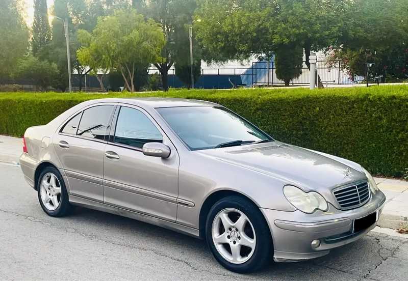 2004 Mercedes-Benz C-Class 2,2L 2004 Cyprus