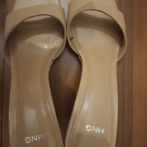 Leather nude mules, Larnaca — Drosia