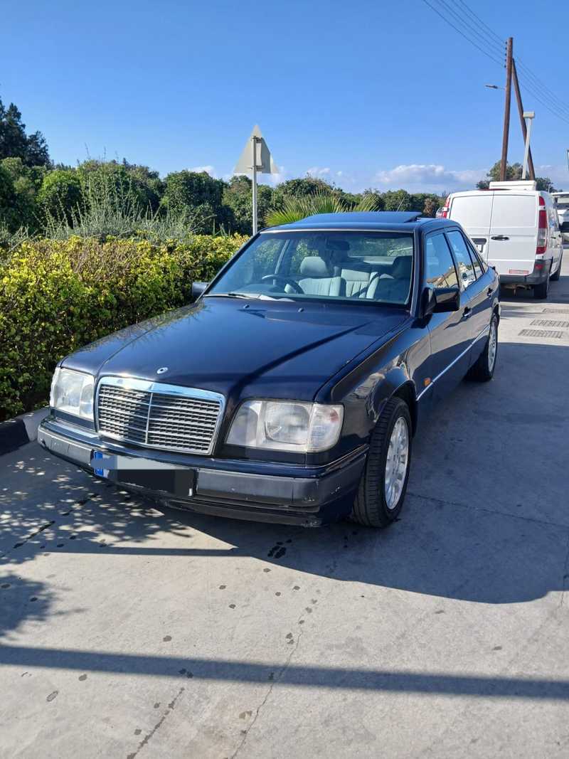 1994 Mercedes-Benz E-Class 2,2L 1994 Cyprus