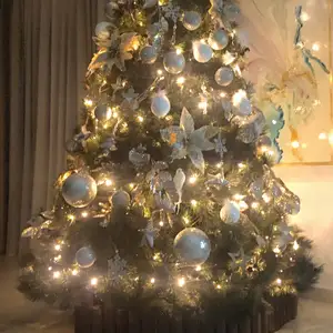 Premium christmas tree 2.10m very dense, with pine cones - from epilekto, Επαρχία Λεμεσού — Ερήμη