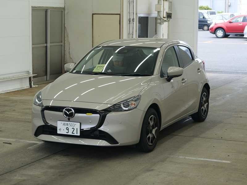 Mazda 2 1,5L 2025