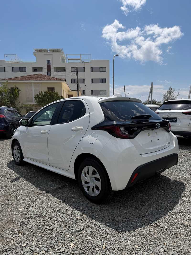 2022 Toyota Yaris 1,5L 2022 Cyprus