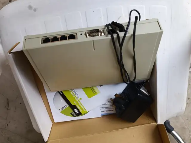 Linksys WRT54GR Wireless-G Broadband Router with RangeBooster Complete in Box, Nicosia — Lakatameia - Archangelos-Anthoupoli