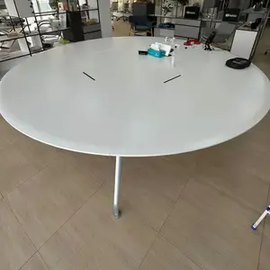 Conference table, Επαρχία Λεμεσού — Λεμεσός - Λινόπετρα