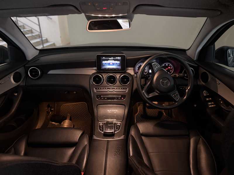 2016 Mercedes-Benz GLC-Class 2,5L 2016 Cyprus