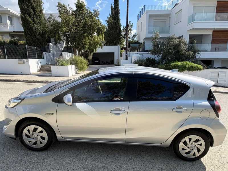 2020 Toyota Aqua 1,5L 2020 Cyprus