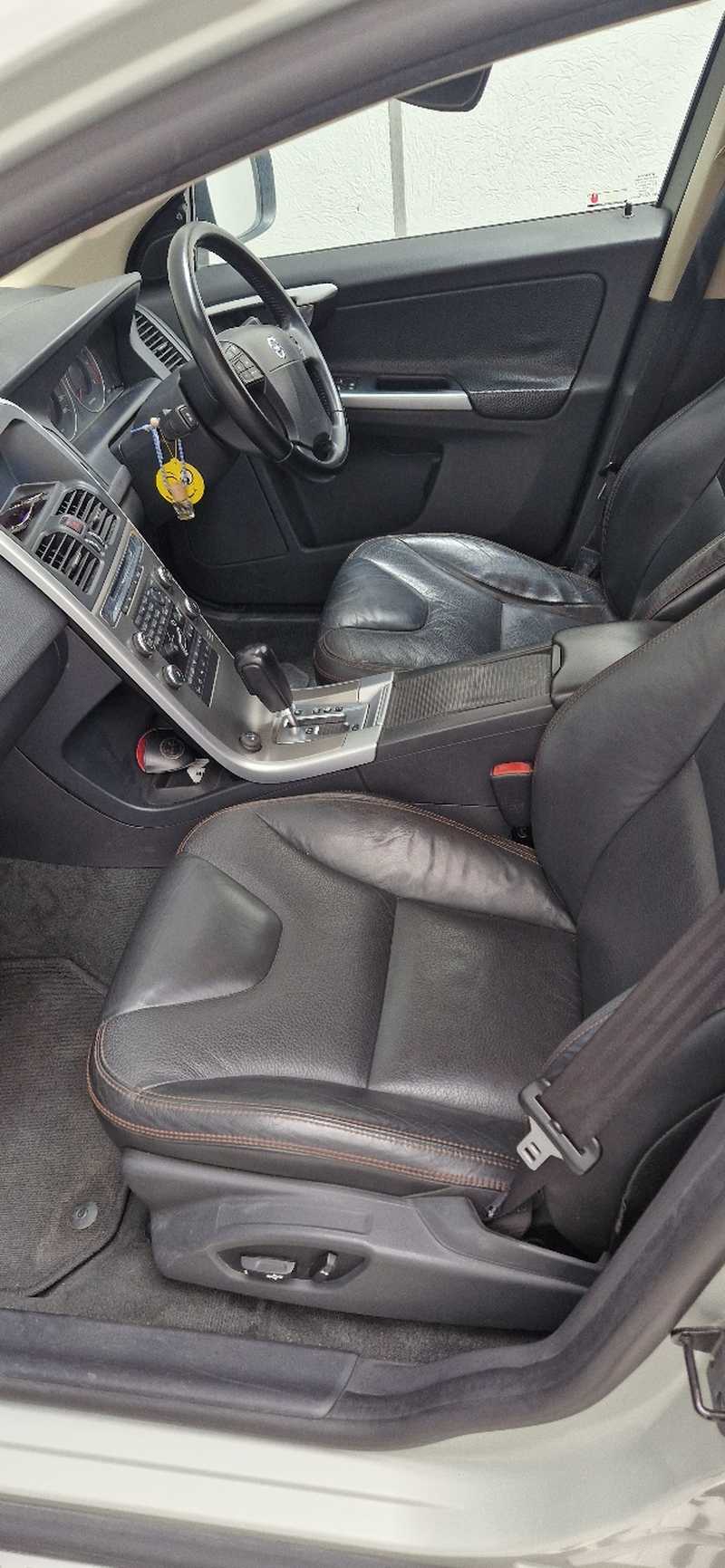 2009 Volvo XC60 2,4L 2009 Cyprus