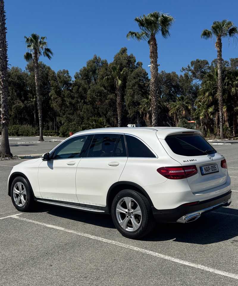 2017 Mercedes-Benz GLC-Class 2,0L 2017 Cyprus