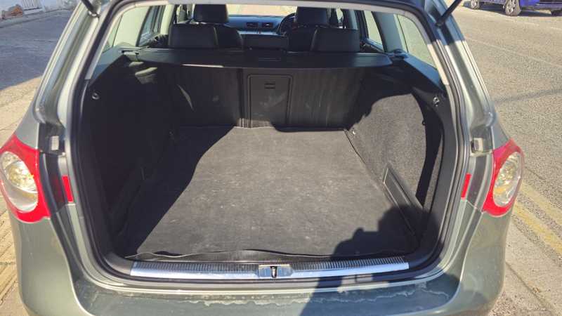2007 Volkswagen Passat 2,0L 2007 Cyprus