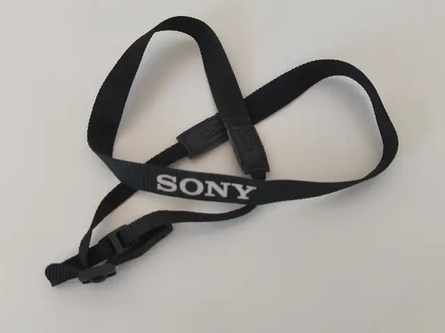 Sony camera strap, Nicosia — Lakatameia - Archangelos-Anthoupoli