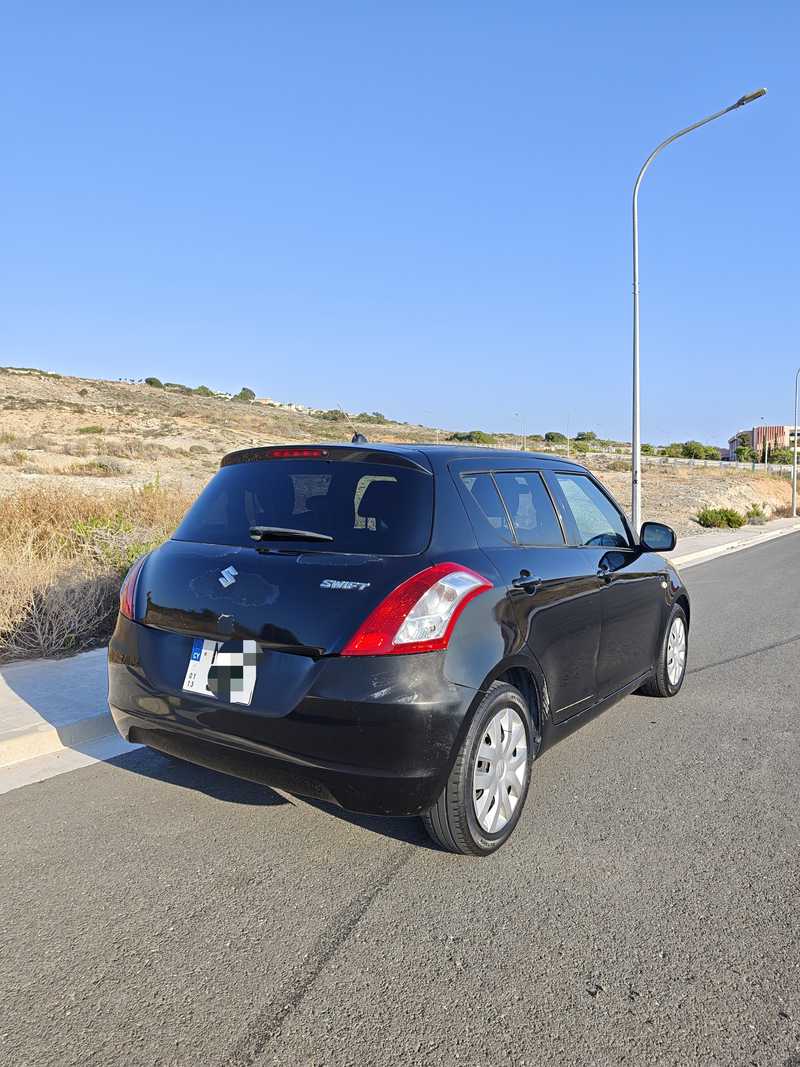 2013 Suzuki Swift 2,0L 2013 Cyprus