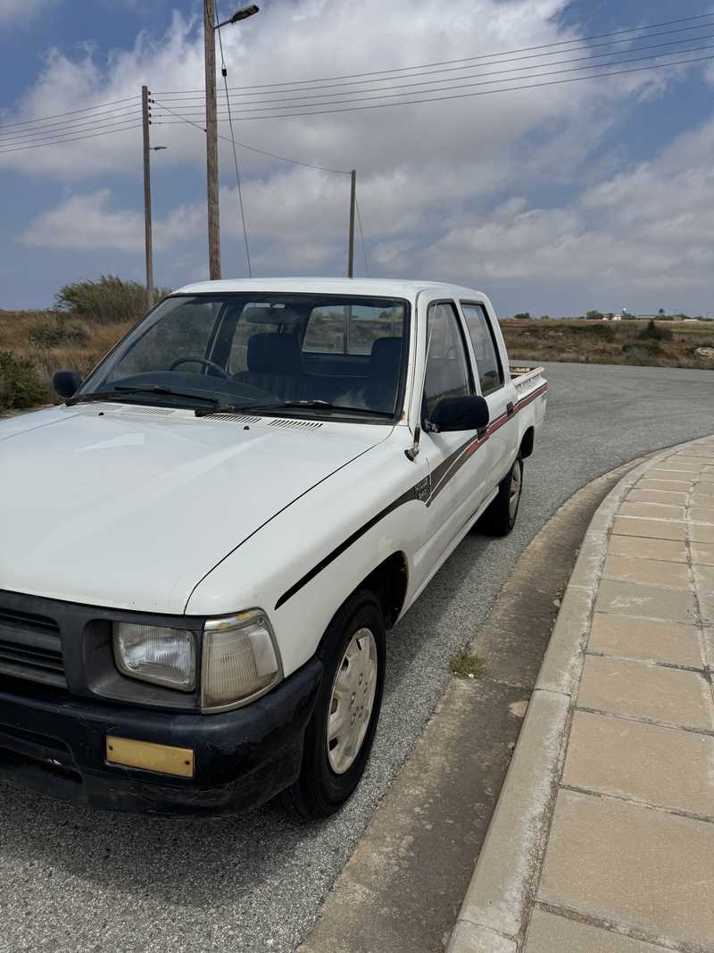 1997 Toyota Hilux 2,4L 1997 Cyprus