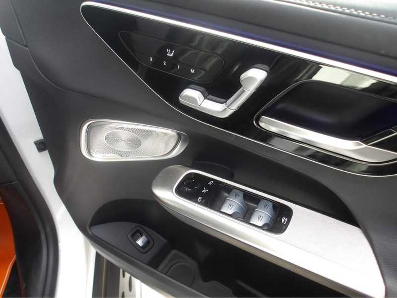 2023 Mercedes-Benz GLC-Class 2,0L 2023 Cyprus