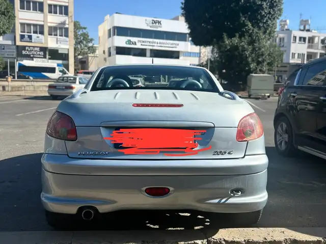 Peugeot 206