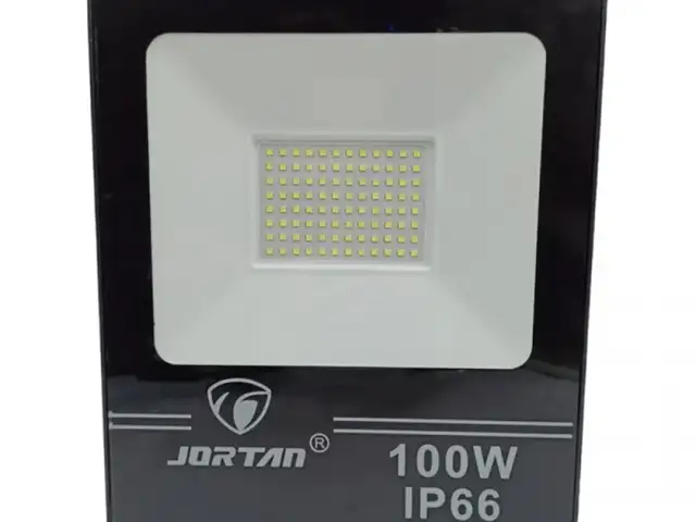 LED ΠΡΟΒΟΛΕΑΣ 100W με ρεύμα, Limassol — Limassol - Agios Spyridon