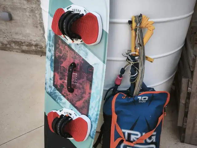 Full kiteboarding equipment in near new condition, Famagusta — Paralimni