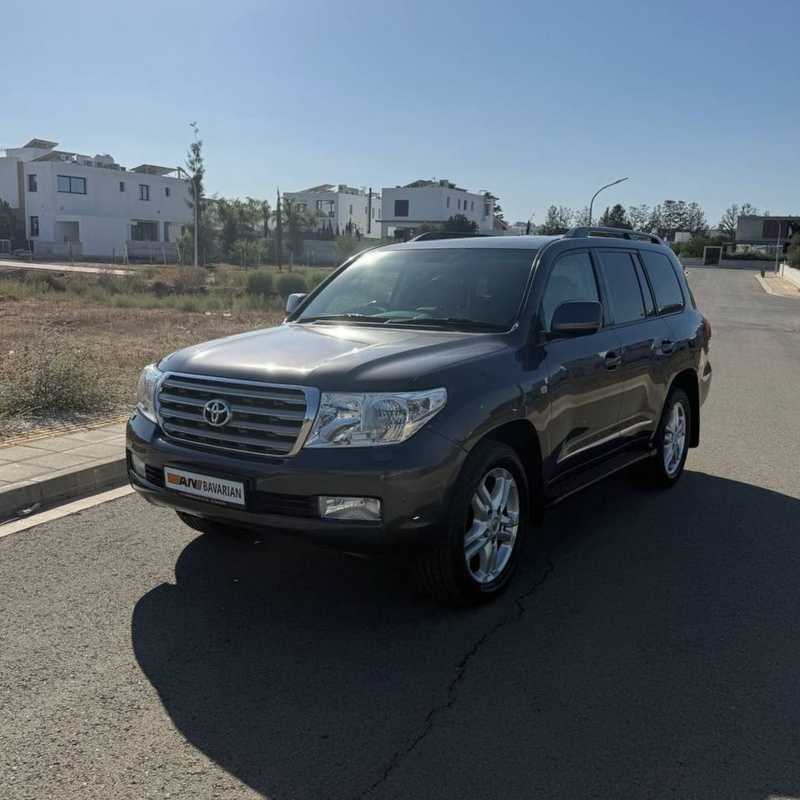 2011 Toyota Land Cruiser Prado 4,8L 2011 Cyprus