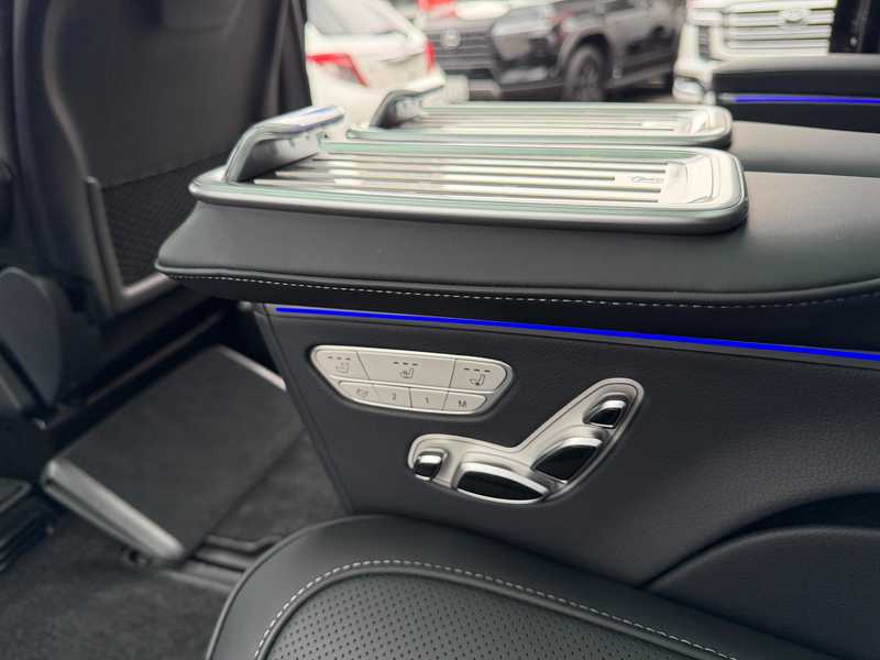 2025 Mercedes-Benz V-Class 2,0L 2025 Cyprus