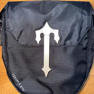 Trapstar irongate t 1.0 crossbody bag black / silver, Nicosia — Nicosia - Ag. Antonios