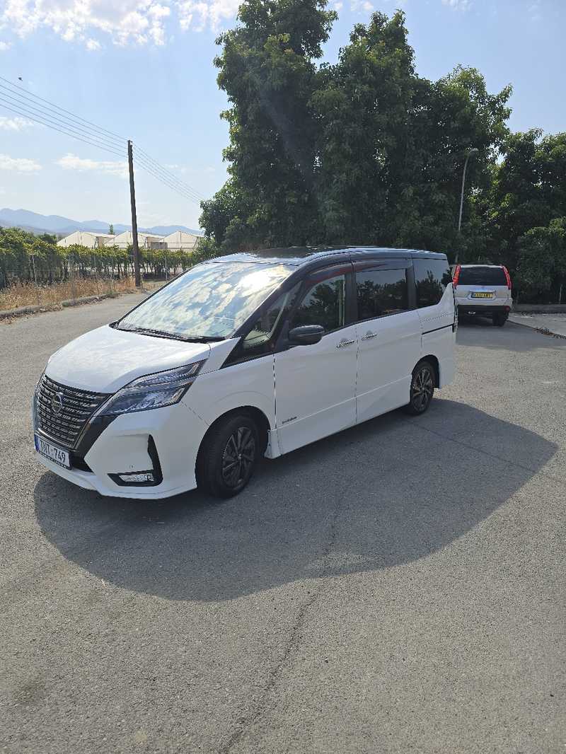 2021 Nissan Serena 2,0L 2021 Cyprus
