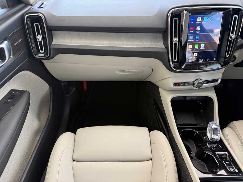 2025 Volvo XC40 2,0L 2025 Cyprus