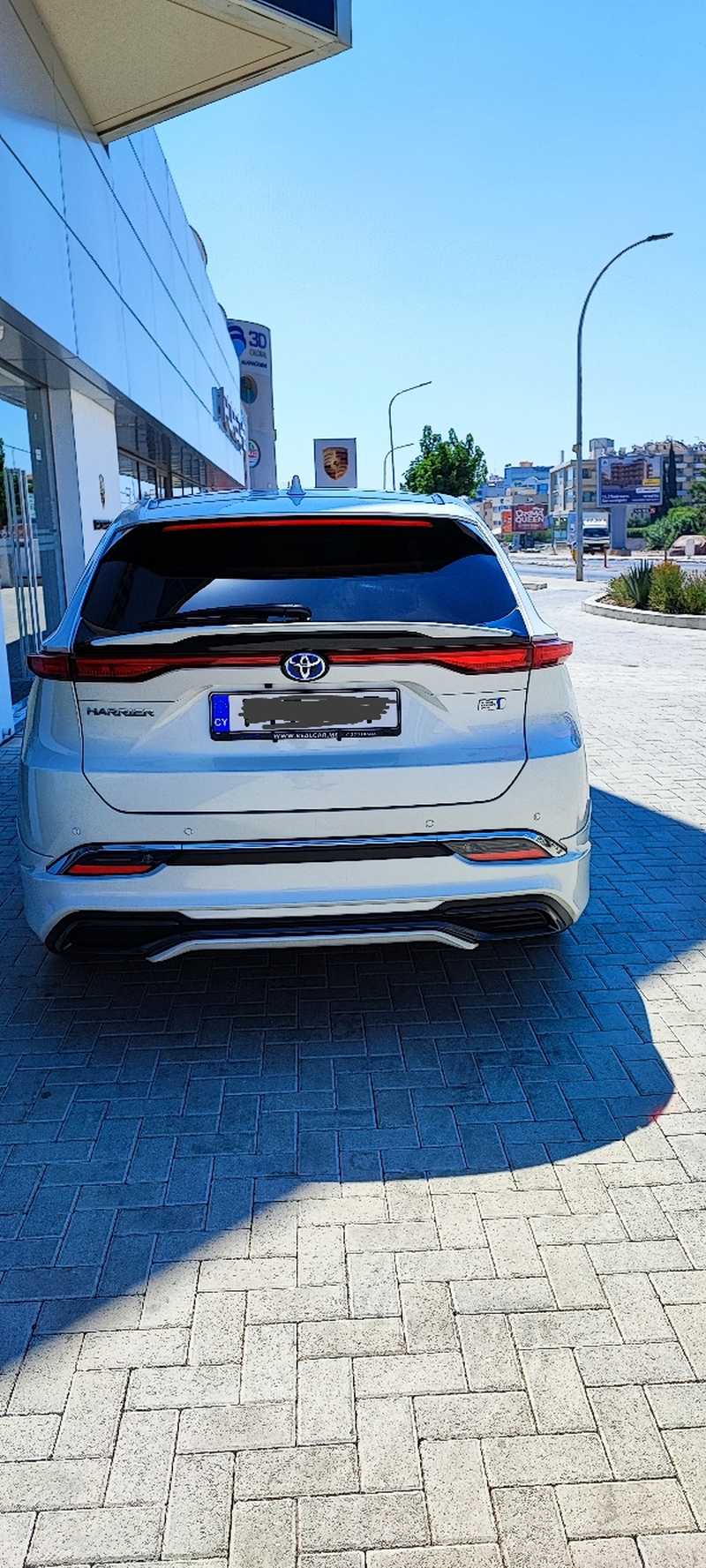 2022 Toyota Harrier 2,5L 2022 Cyprus