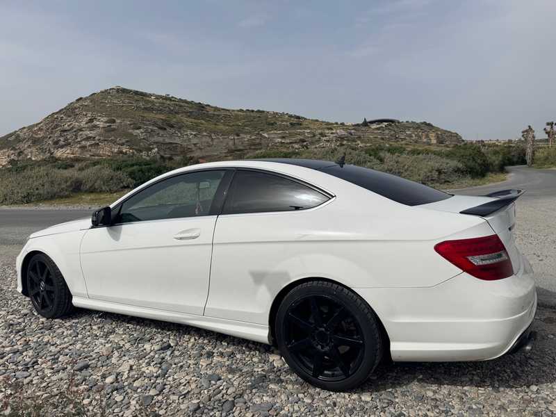 2014 Mercedes-Benz GLC-Class 2,0L 2014 Cyprus