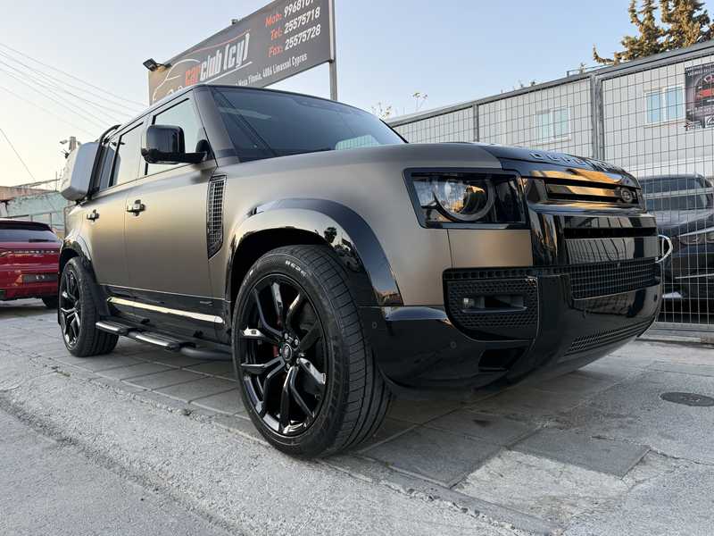Land Rover Defender 3,0L 2023