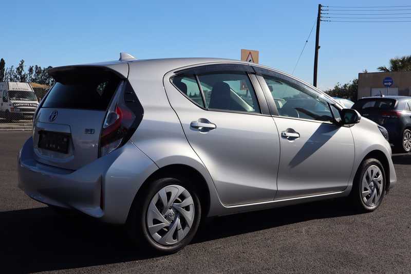 2021 Toyota Aqua 1,5L 2021 Cyprus