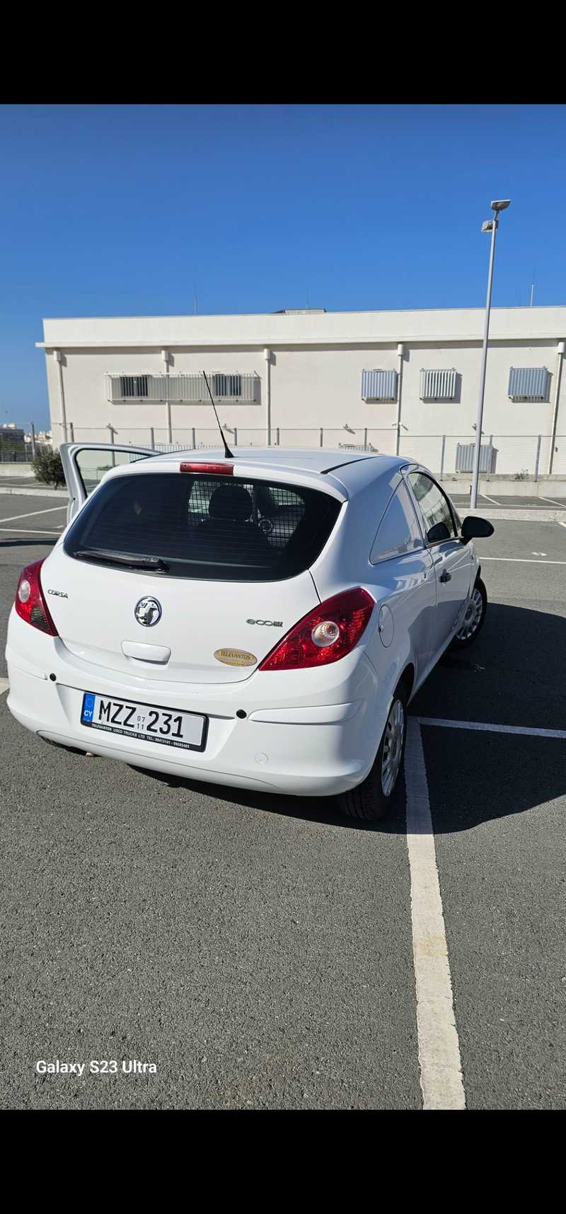 2011 Opel, Vauxhall Corsa 1,3L 2011 Cyprus