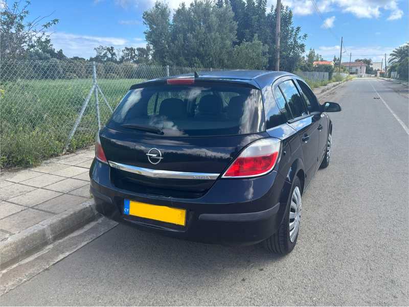 2005 Opel, Vauxhall Astra 1,4L 2005 Cyprus