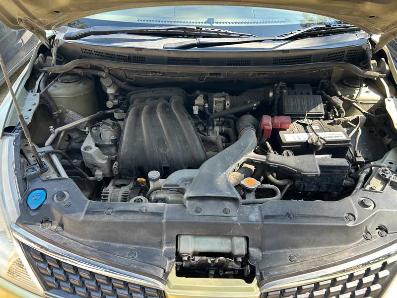 2005 Nissan Tiida 1,5L 2005 Cyprus