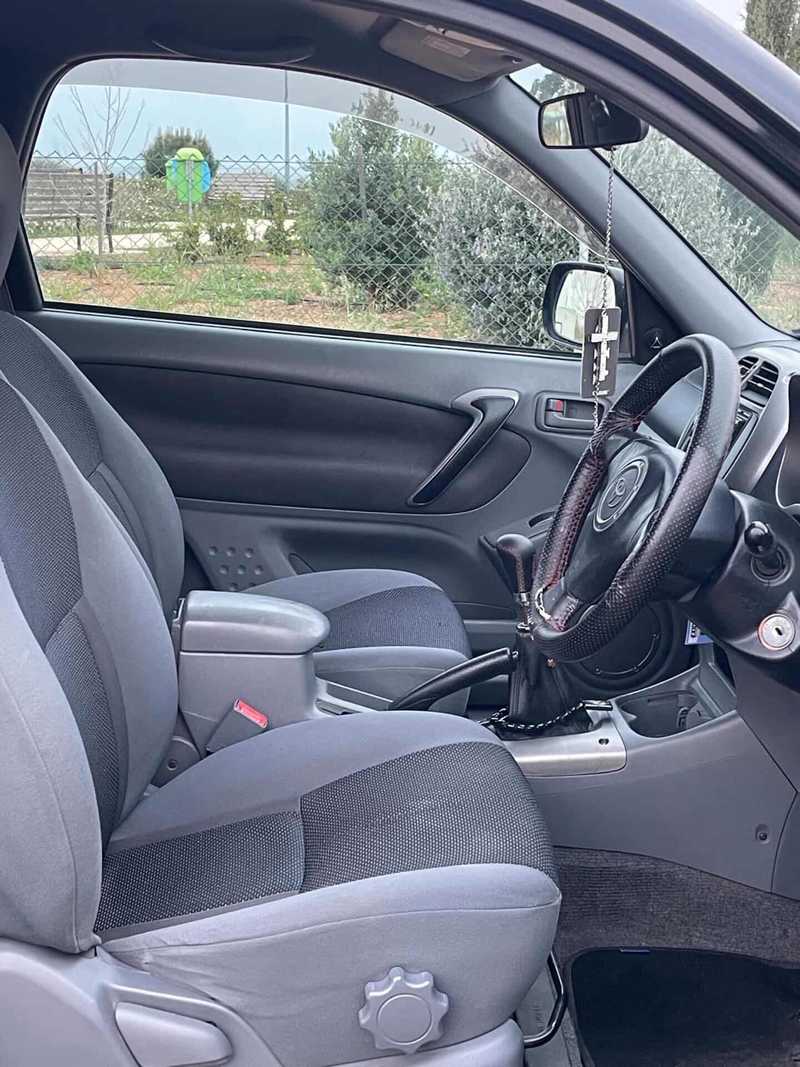 2003 Toyota RAV4 2,0L 2003 Cyprus