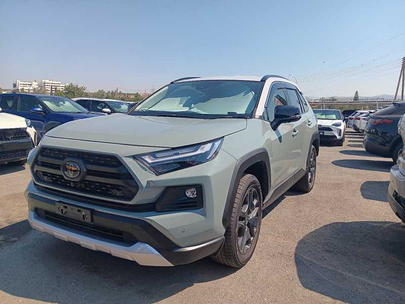 Toyota RAV4 2,5L 2025
