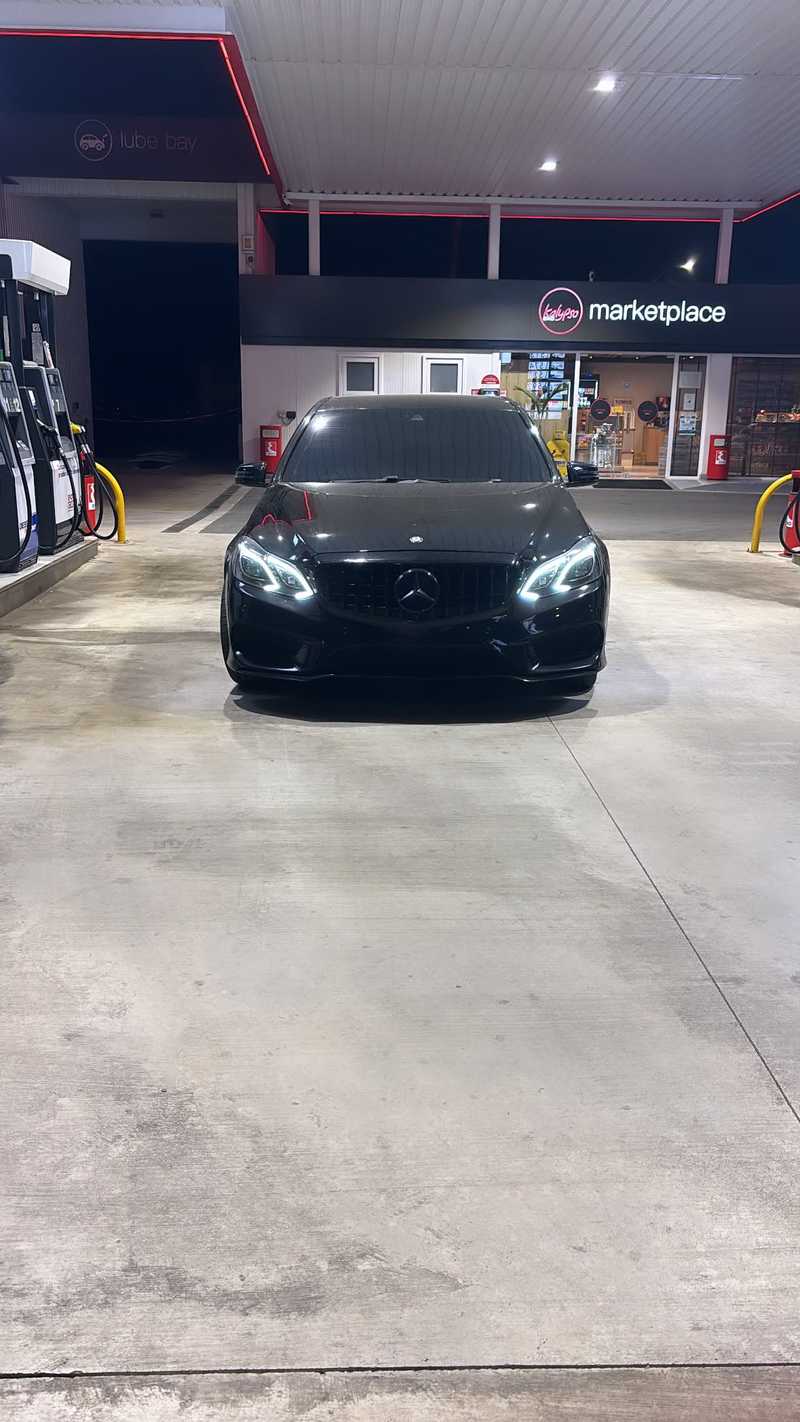 2015 Mercedes-Benz E-Class 2,5L 2015 Cyprus