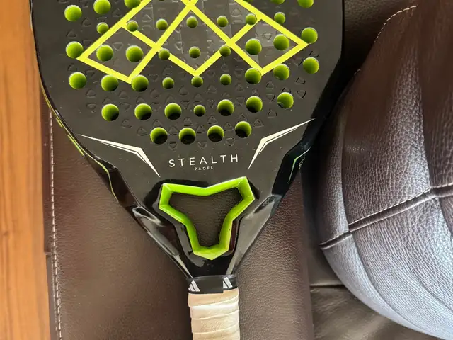 Padelstealth nighthawk 2.0. like new, protective guard on top and will addgrip, Limassol — Limassol - Mesa Geitonia