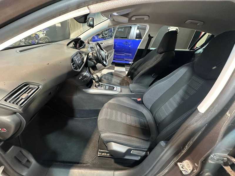 2016 Peugeot 308 1,6L 2016 Cyprus