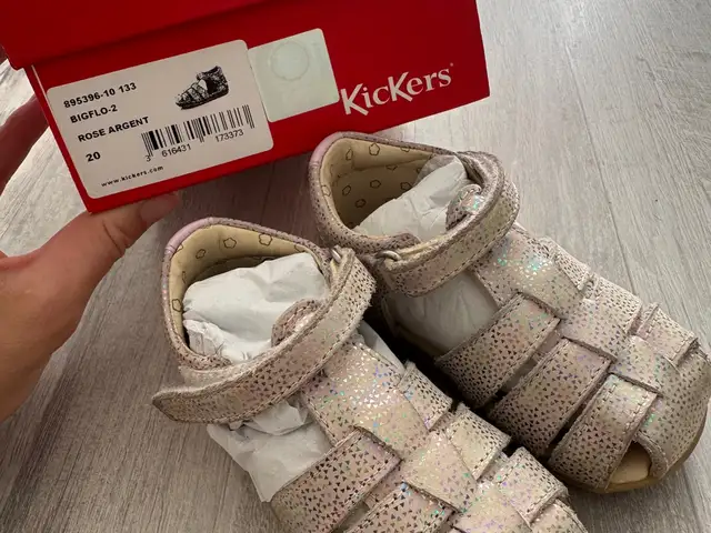 Kickers sandals size 20, Limassol — Limassol - Mesa Geitonia