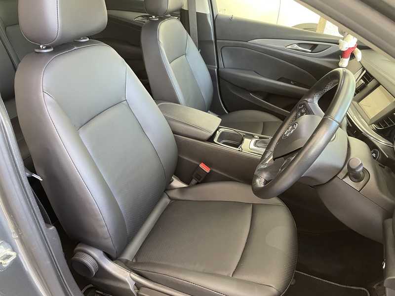 2018 Opel, Vauxhall Insignia 1,6L 2018 Cyprus