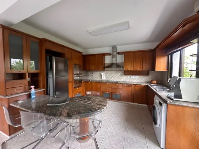 3-bedroom apartment to rent, Limassol — Limassol - Tsirion
