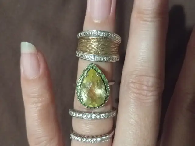 Collection of 4 Sterling silver rings, Famagusta — Vrysoulles