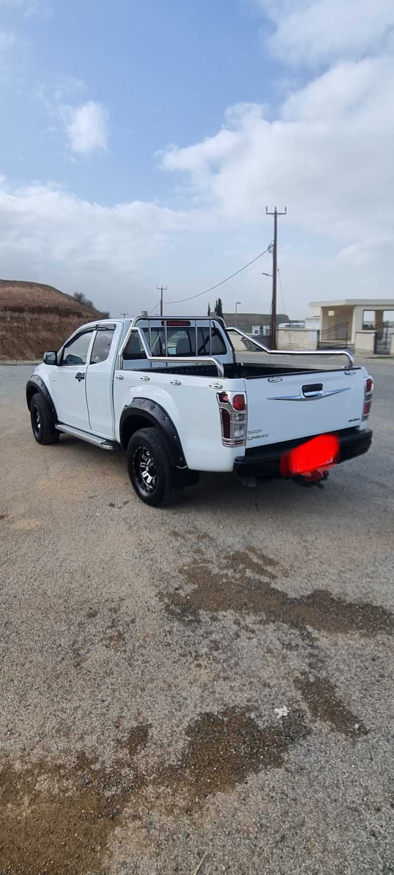 2013 Isuzu D-MAX 2,5L 2013 Cyprus