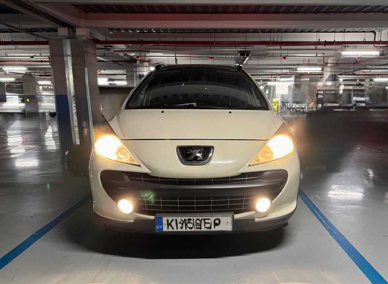 2009 Peugeot 207 1,6L 2009 Cyprus