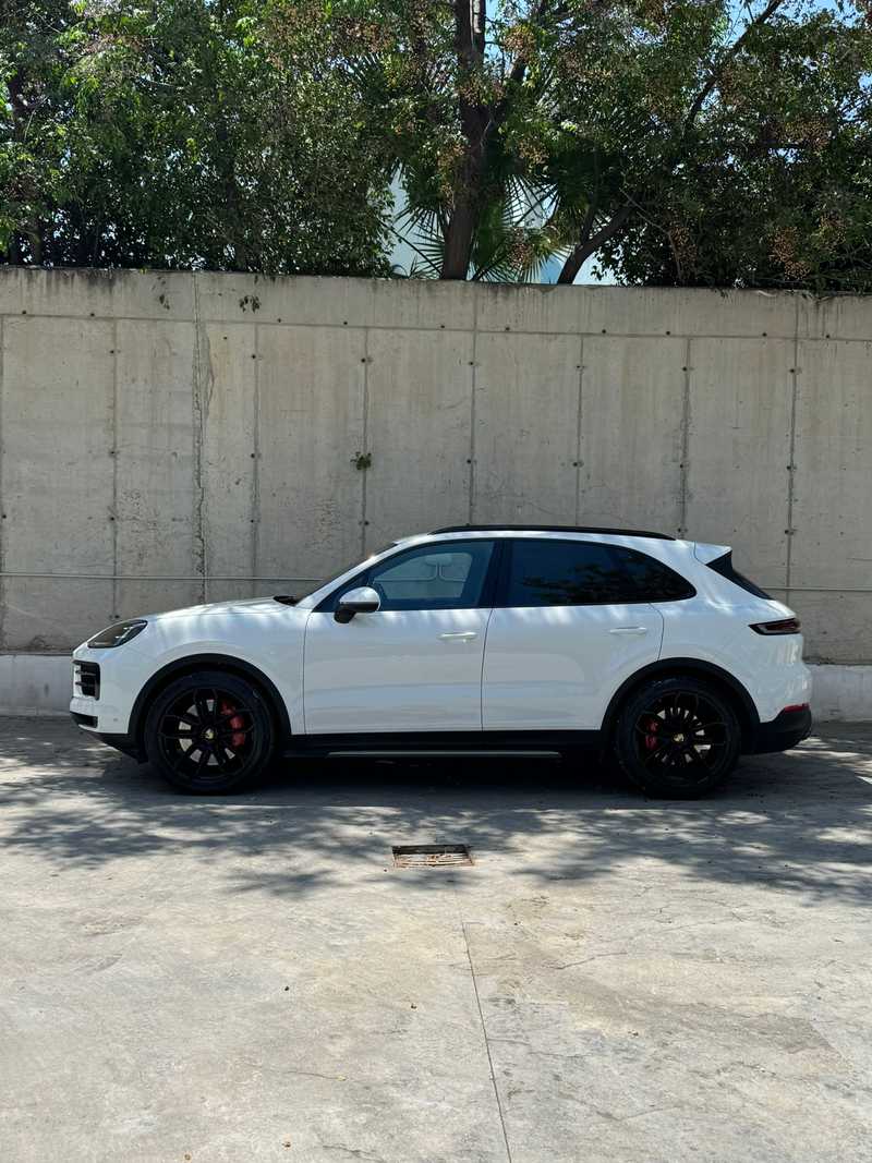 2023 Porsche Cayenne 4,0L 2023 Cyprus