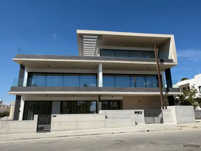 3-bedroom apartment to rent, Nicosia — Aglantzia